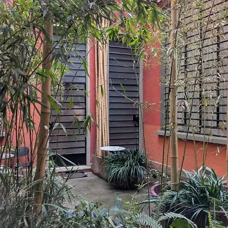 Milanese Loft With Garden Apartment